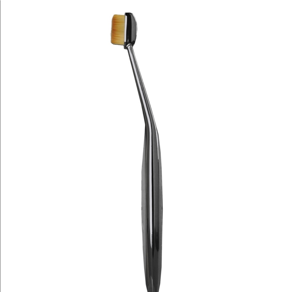 New Artis Smoke Finish Linear 1 Makeup Brush